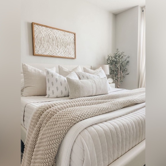 New KING knit blanket - Picture 2 of 5